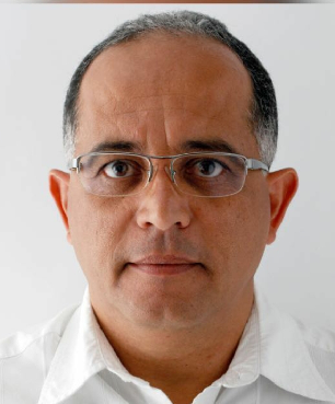 Prof. Adm. Vanderlei Menezes Conceição